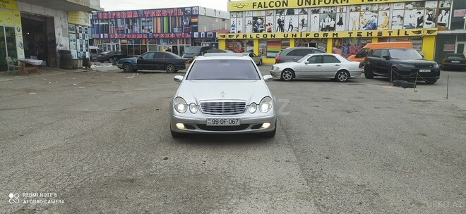 Mercedes E 220 2002, 427,000 km - 2.2 l - Bakı