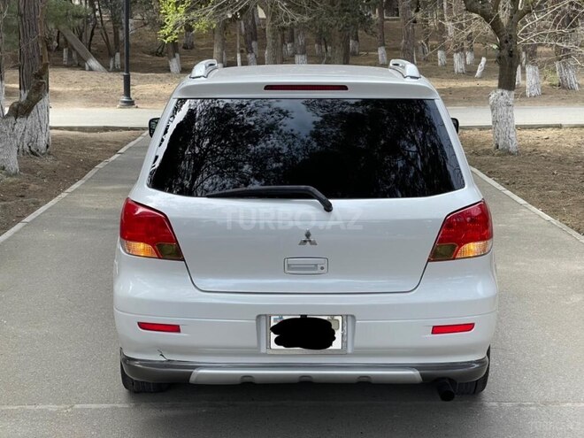 Mitsubishi Airtrek 2004, 218,653 km - 2.0 l - Sumqayıt