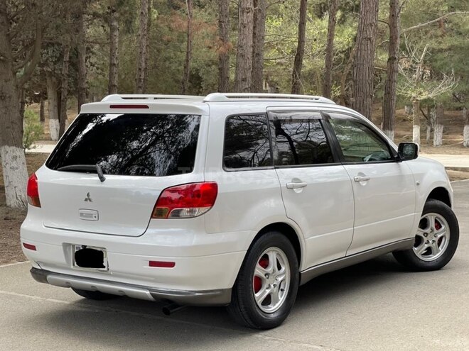 Mitsubishi Airtrek 2004, 218,653 km - 2.0 l - Sumqayıt