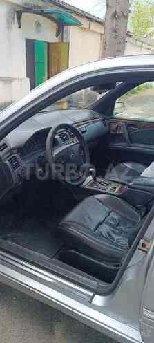 Mercedes E 230 1996, 340,000 km - 2.3 l - Bakı