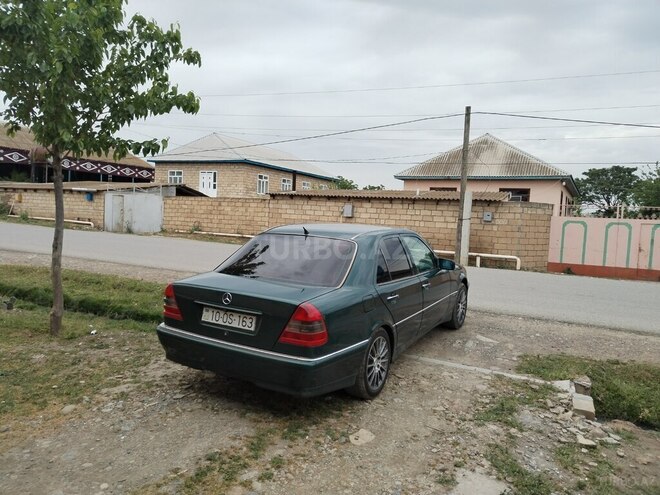 Mercedes C 220 1994, 224,118 km - 2.2 l - Cəlilabad