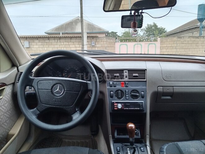 Mercedes C 220 1994, 224,118 km - 2.2 l - Cəlilabad