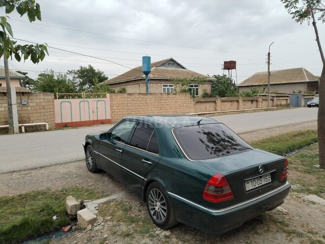 Mercedes C 220 1994, 224,118 km - 2.2 l - Cəlilabad
