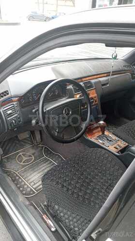 Mercedes E 230 1998, 230,000 km - 2.3 l - Bakı