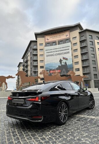 Lexus ES 300h 2022, 6,000 km - 2.5 л - Bakı