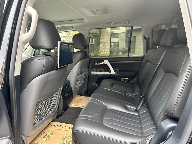 Toyota Land Cruiser 2019, 57,200 km - 4.0 l - Bakı
