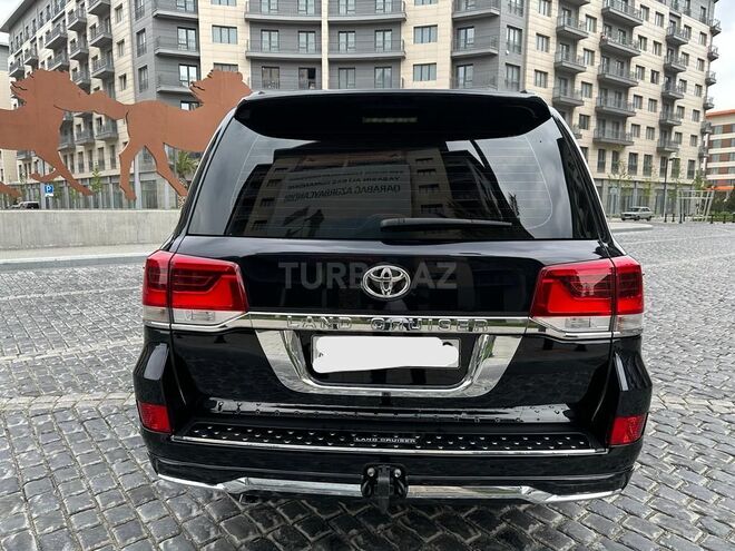Toyota Land Cruiser 2019, 57,200 km - 4.0 l - Bakı