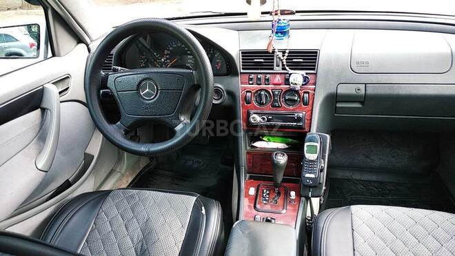Mercedes C 180 2000, 420,000 km - 1.8 l - Bakı