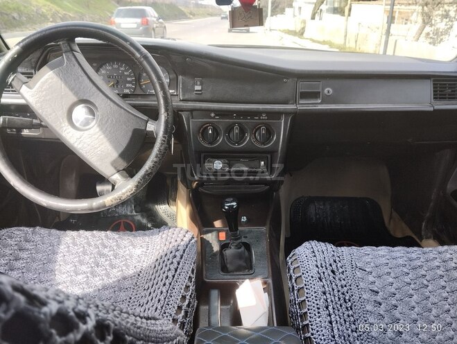 Mercedes 190 1990, 192,000 km - 2.0 l - Bakı