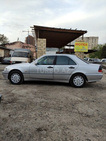 Mercedes C 200 1999, 253,000 km - 2.0 l - Bakı