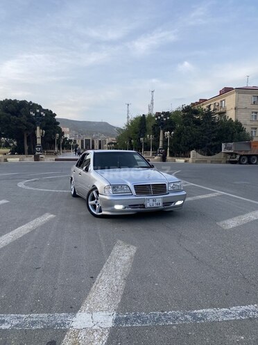 Mercedes C 220 1998, 700,000 km - 2.2 l - Bakı