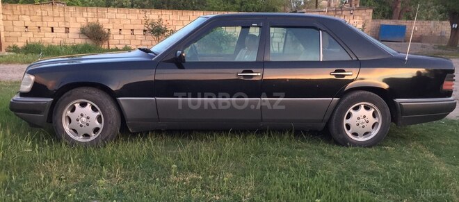 Mercedes E 220 1994, 477,675 km - 2.2 l - İmişli