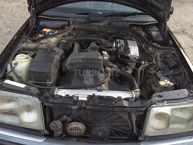Mercedes E 220 1994, 477,675 km - 2.2 l - İmişli