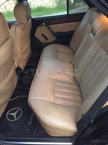 Mercedes E 220 1994, 477,675 km - 2.2 l - İmişli