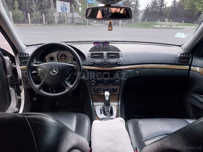 Mercedes E 260 2004, 293,783 km - 2.6 l - Mingəçevir