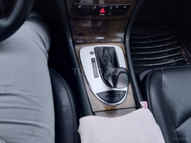 Mercedes E 260 2004, 293,783 km - 2.6 l - Mingəçevir