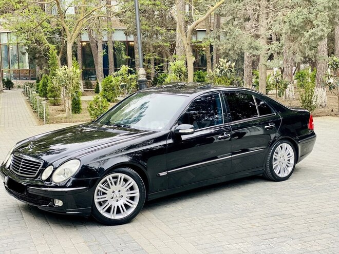 Mercedes E 320 2002, 270,000 km - 3.2 l - Bakı