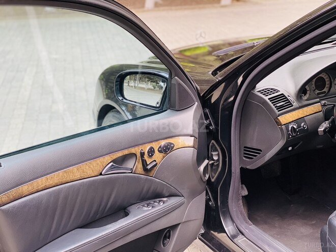 Mercedes E 320 2002, 270,000 km - 3.2 l - Bakı