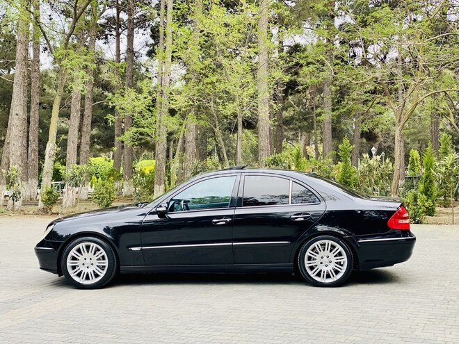 Mercedes E 320 2002, 270,000 km - 3.2 l - Bakı