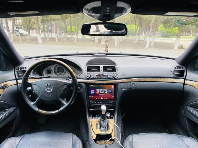 Mercedes E 320 2002, 270,000 km - 3.2 l - Bakı