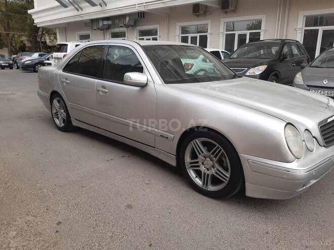 Mercedes E 200 2001, 253,000 km - 2.0 l - Bakı