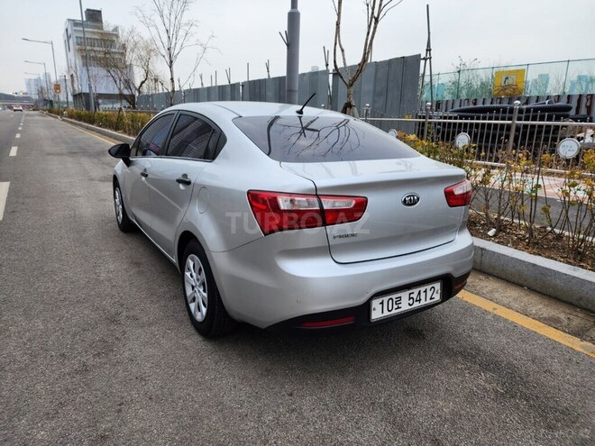 Kia Rio 2014, 140,000 km - 1.4 л - Bakı