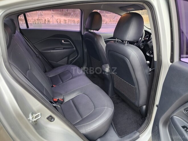 Kia Rio 2014, 140,000 km - 1.4 л - Bakı