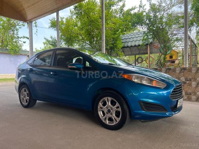 Ford Fiesta 2013, 98,000 km - 1.6 l - Bakı