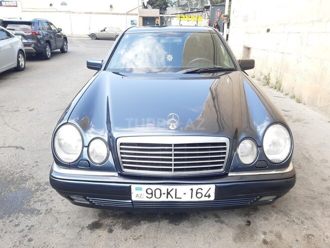 Mercedes E 240 1997, 255,300 km - 2.4 l - Bakı
