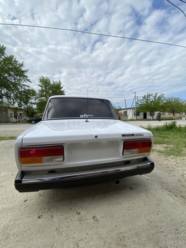 LADA (VAZ) 2107 2007, 110,000 km - 1.6 l - Şabran