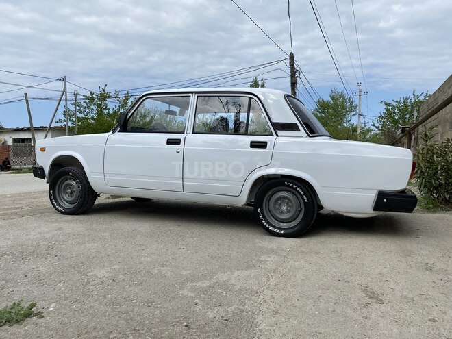 LADA (VAZ) 2107 2007, 110,000 km - 1.6 l - Şabran