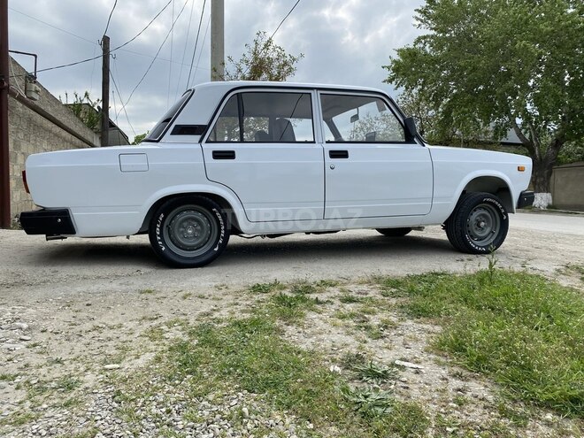 LADA (VAZ) 2107 2007, 110,000 km - 1.6 l - Şabran