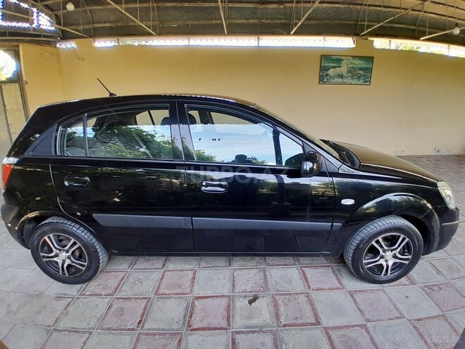 Kia Rio 2009, 110,000 km - 1.4 л - Bakı