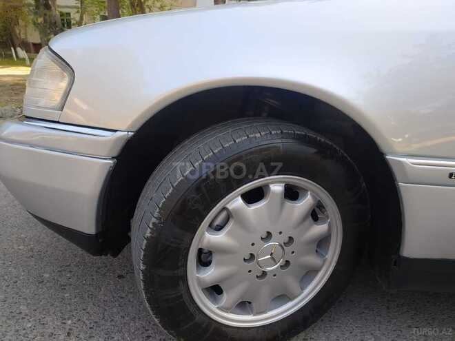 Mercedes C 220 1996, 222,566 km - 2.2 l - Sumqayıt