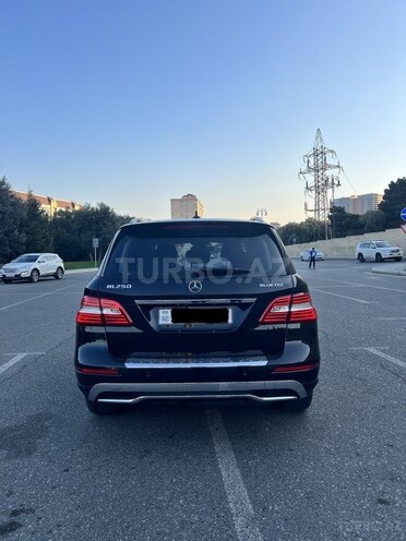 Mercedes  2012, 173,000 km - 2.1 l - Bakı