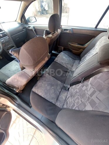 Opel Astra 1999, 330,000 km - 1.8 л - Bakı