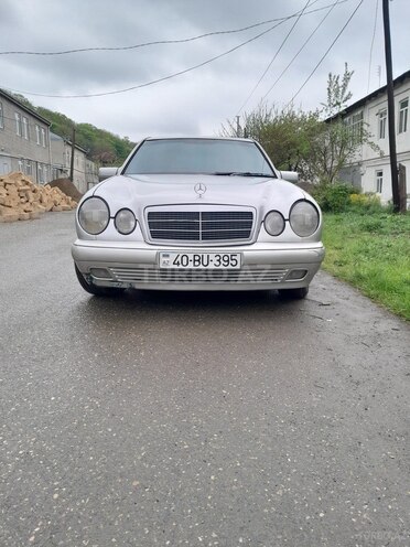 Mercedes E 230 1996, 350,000 km - 2.3 l - Quba