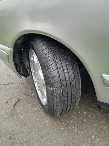 Mercedes E 230 1996, 350,000 km - 2.3 l - Quba