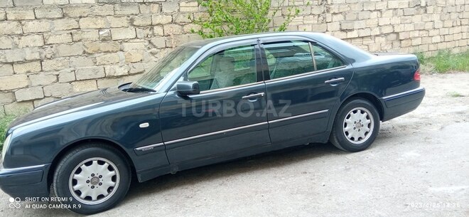 Mercedes E 230 1996, 500,000 km - 2.3 l - Bakı