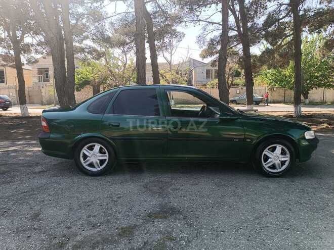 Opel Vectra 1996, 287,000 km - 2.0 l - Sumqayıt