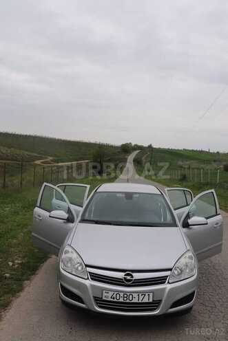 Opel Astra 2008, 228,000 km - 1.3 l - Quba