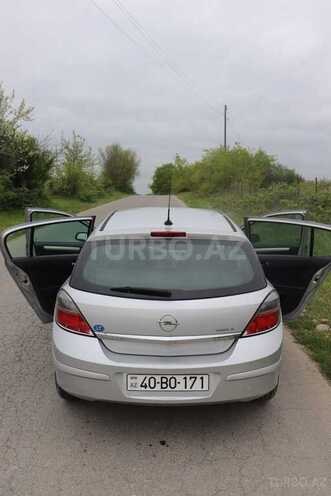 Opel Astra 2008, 228,000 km - 1.3 l - Quba