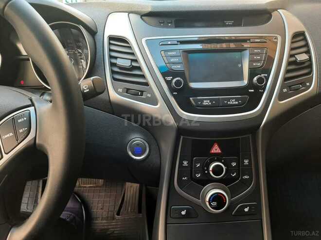 Hyundai Elantra 2015, 85,295 km - 1.8 l - Bakı