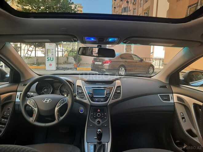 Hyundai Elantra 2015, 85,295 km - 1.8 l - Bakı