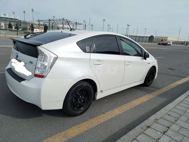 Toyota Prius 2011, 125,000 km - 1.8 l - Bakı