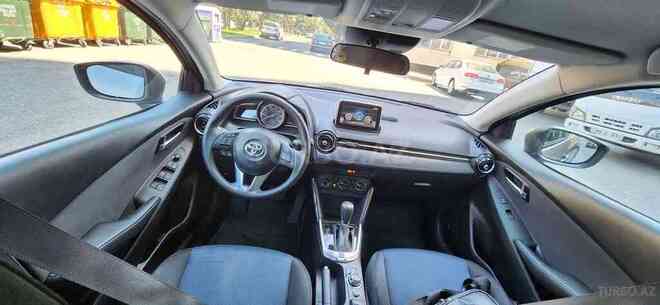 Toyota Yaris 2015, 125,000 km - 1.5 l - Bakı