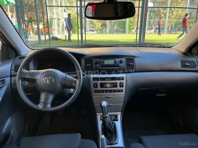 Toyota Corolla 2005, 248,000 km - 1.4 l - Bakı