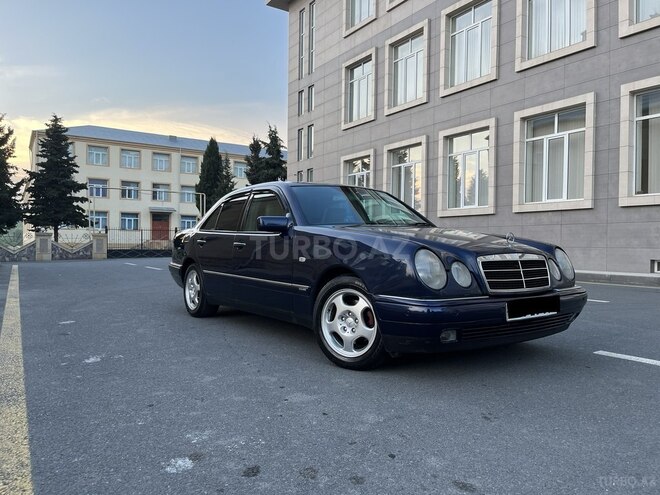 Mercedes E 240 1999, 320,000 km - 2.4 l - Balakən