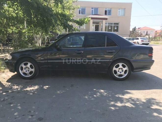 Mercedes C 240 1998, 354,000 km - 2.4 л - Sabirabad