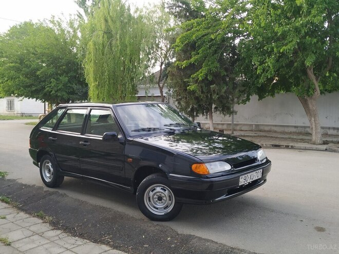 LADA (VAZ) 2114 2010, 180,000 km - 1.6 l - Salyan
